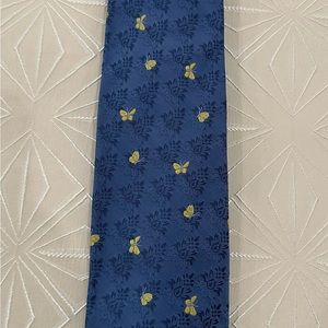 Men’s ties used in great condition.